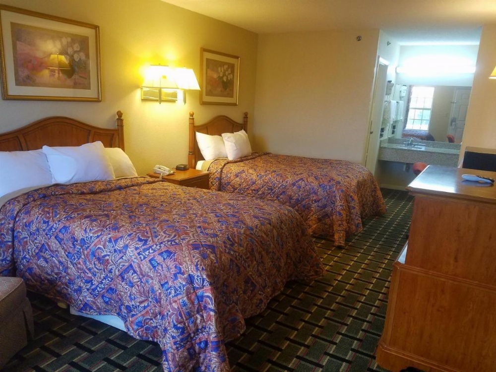 Americas Best Value Inn Winnsboro Image 10