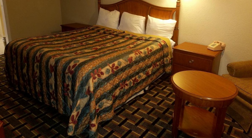 Americas Best Value Inn Winnsboro Image 26